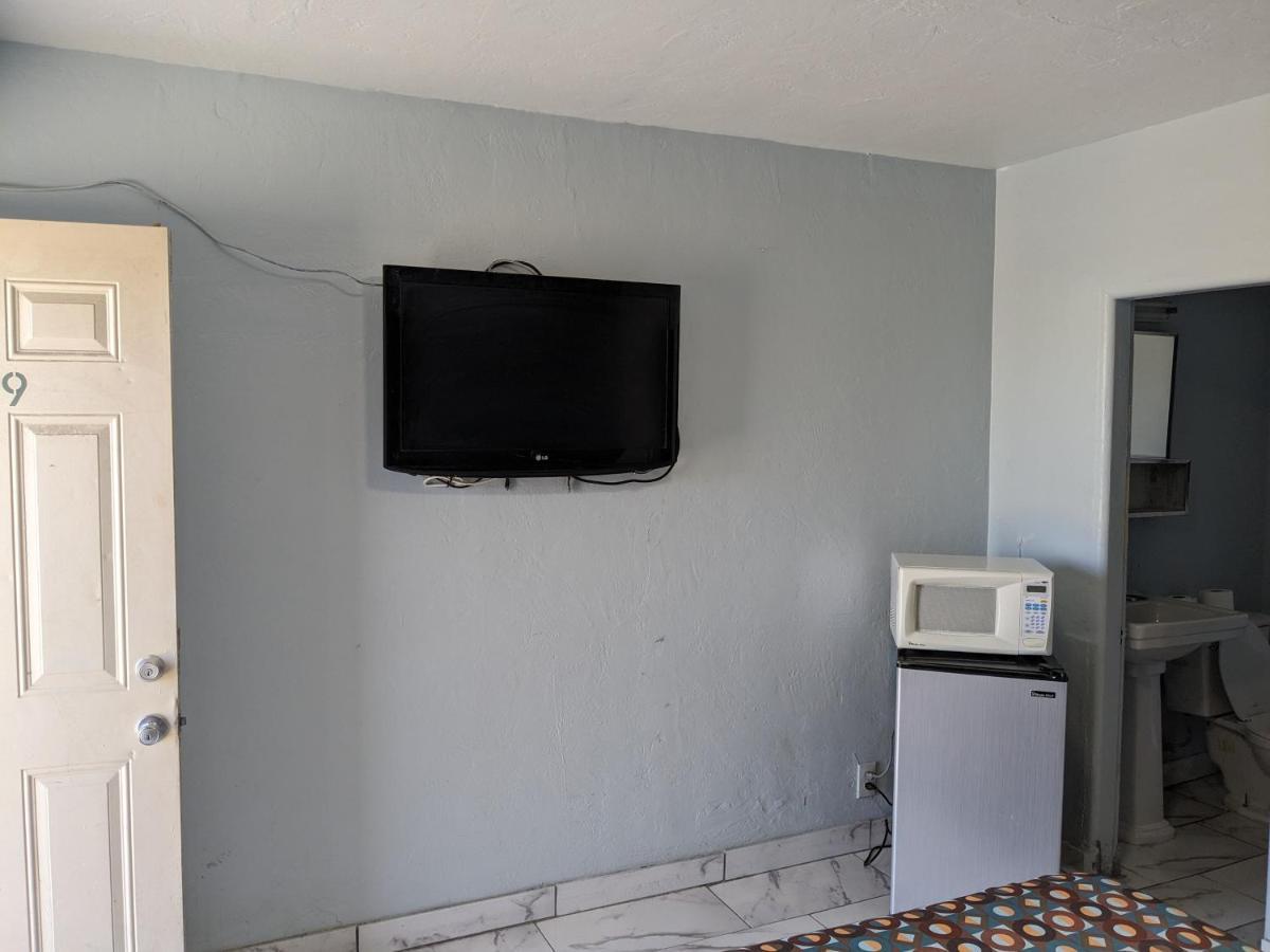 Green Spot Motel ヴィクターヴィル エクステリア 写真